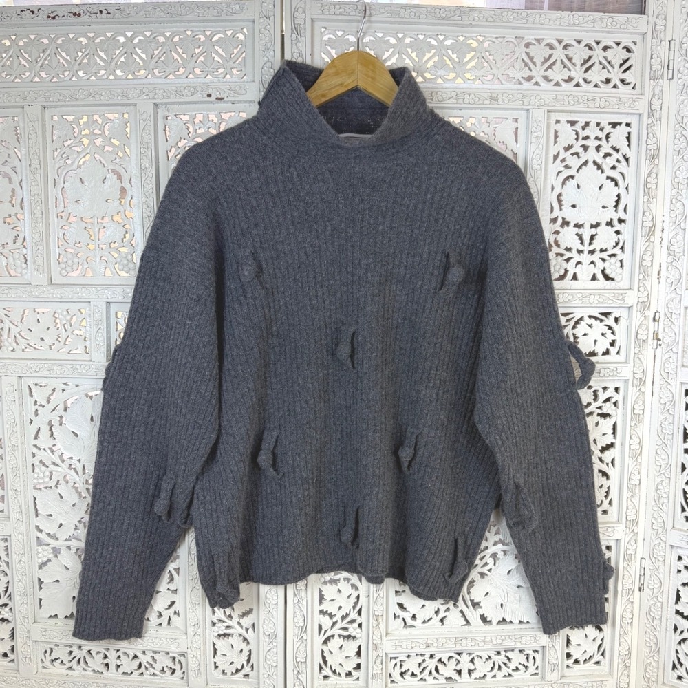 Adrienne Vittadini Wool Angora Gray Sweater Sz Medium Textured Mockneck